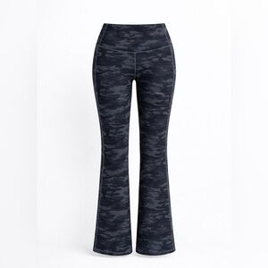 High-Waisted Camo Flare Leggings — Bootcut Yoga Pants